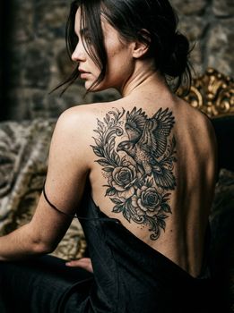 B-W Tattoo — Tattoo AI template